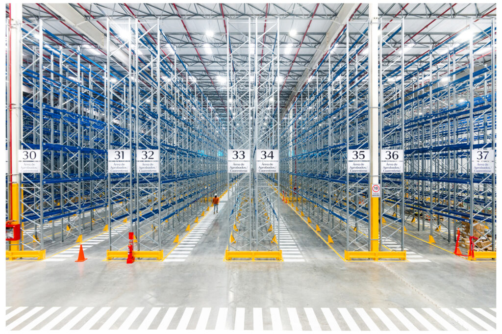 fotografía corporativa de interiores y exteriores para Latam logistics 